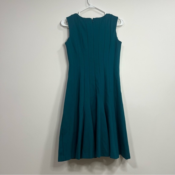 Wedding Night Teal Sleeveless Dress Fit & Flare size 4P Pleating Skirt Stretch - Picture 5 of 9